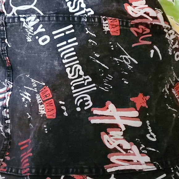 NWOT ENCRYPTED black graffiti jean jacket - Picture 6 of 6